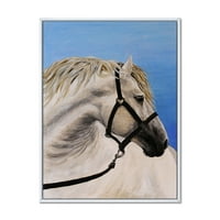 Designart 'A fehér ló közelképe a barázdában' Farmhouse keretes vászon fali művészet