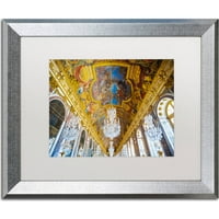 Védjegy Szépművészet Versailles Windows Hall Canvas Art készítette: Yale Gurney, White Matte, ezüst keret